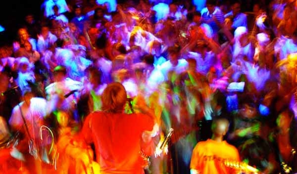 Giovane muore per sospetta overdose dopo rave party in Friuli