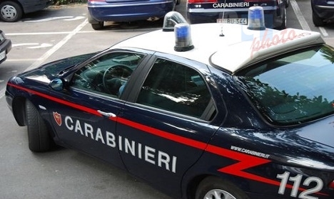 Camorra: “dacci i soldi o ti spariamo due botte”. Tre arresti