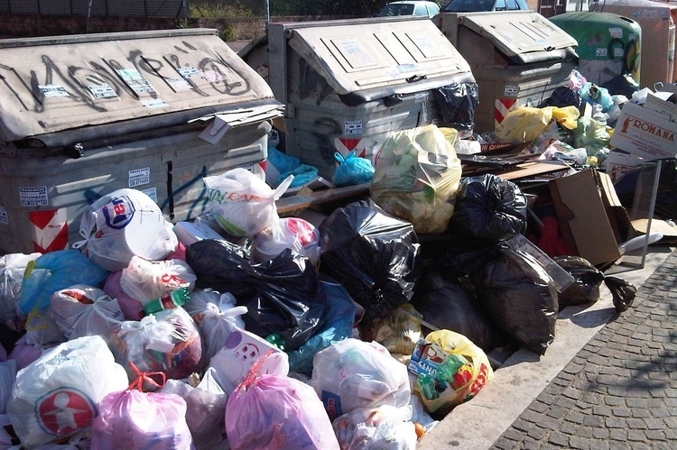 Rifiuti a Roma. Legambiente: “Le 4 mosse per liberare la Capitale dalla morsa”