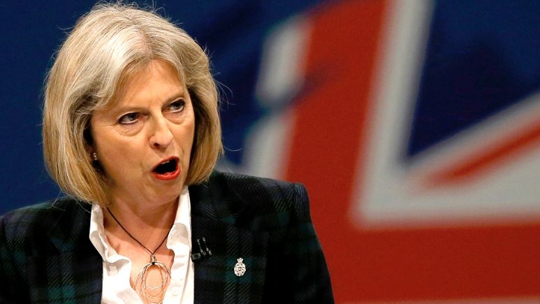 La riluttante Britannia di Theresa May