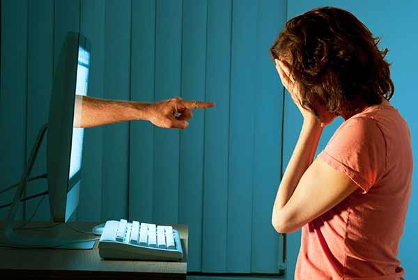 Cyberbullismo, quando la cultura è malata