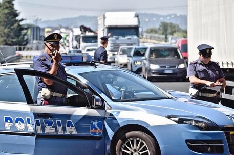 Furto di auto di lusso. Sgominata organizzazione criminale, 7 arresti