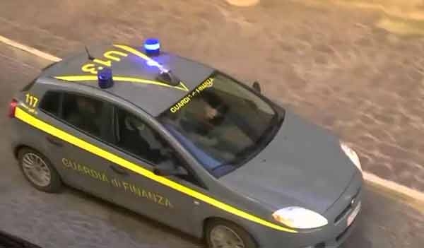 Scoperta truffa all’Inps per 2.2 milioni. Denunciate 35 persone