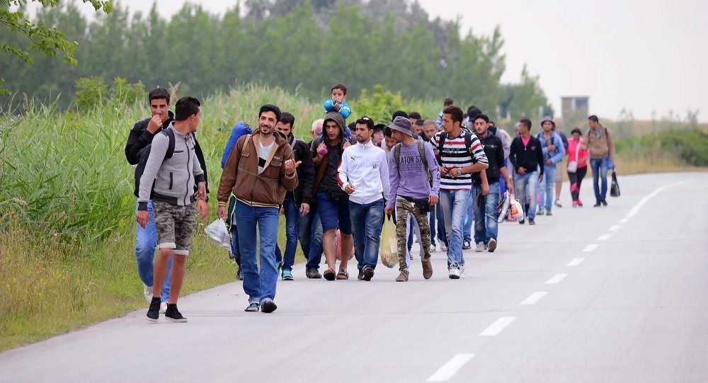 Migranti sbarcano nella notte,rintracciati sulla statale nel Catanzarese