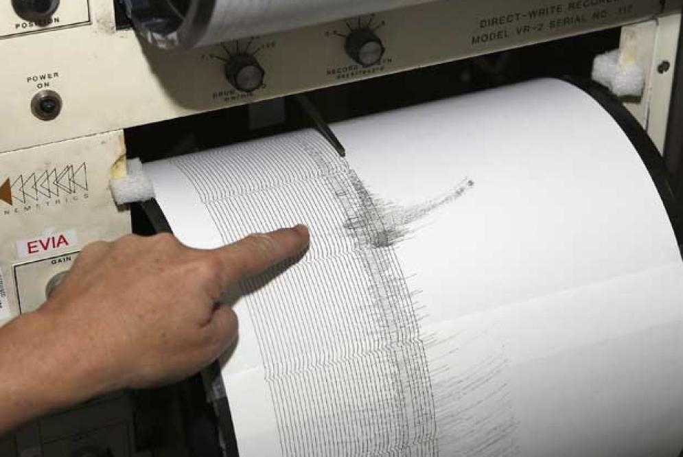 Terremoto nella notte a Norcia. Crollano mure antiche
