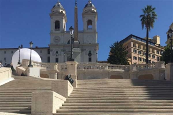Riaperta la scalinata di Trinità dei Monti