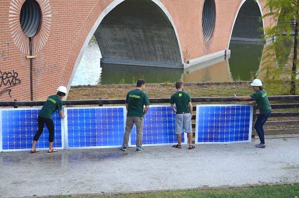 Greenpeace: accendiamo il sole in tutta Italia