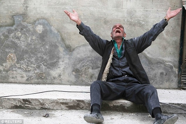 Siria: 81 morti in raid aerei condotti da aviazione russa su Aleppo