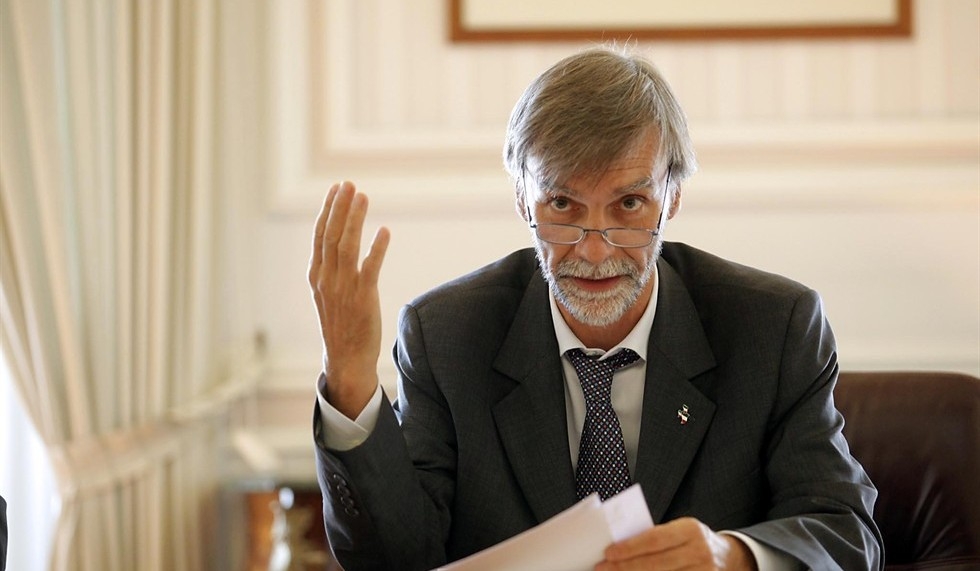 Ponte Stretto. Del Rio: “pronti a mettere soldi pubblici”. Sono queste le priorità del Paese?