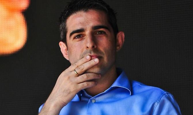 Tensioni nel M5S. Pizzarotti: “consumati da arrivisti ignoranti”