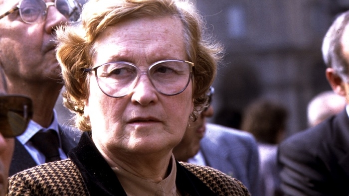 Tina Anselmi, una vita alla politica: da partigiana a presidente della Commissione sulla P2