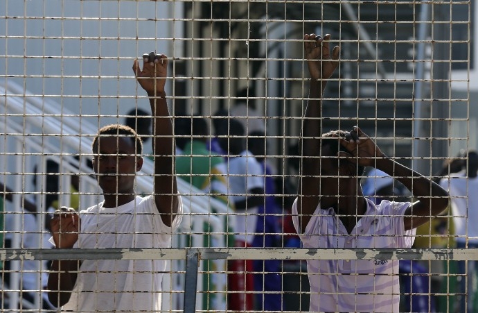 Spaccio in centro accoglienza, fermati tre migranti