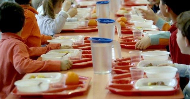Scuola. Allarme mense: tra carenze e discriminazioni