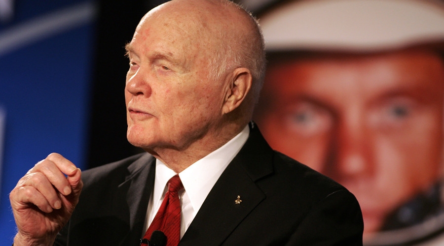 E’ morto John Glenn, primo statunitense in orbita intorno alla Terra
