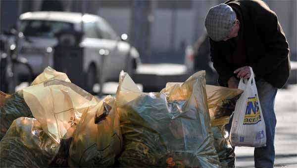 Oltre 7 milioni di italiani non possono permettersi un pasto adeguato