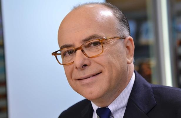 Francia, Hollande nomina Cazeneuve al posto di Valls