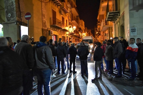 Madre uccide le due figlie: oggi autopsia corpi bimbe