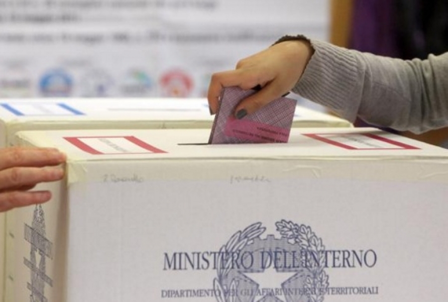 *Referendum, affluenza boom alle urne: alle 19 è già al 57,24%
