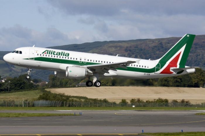 Alitalia, seconda fase piano, drastica riduzione dei costi