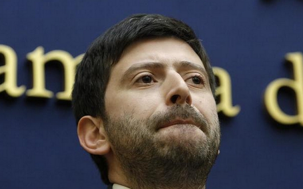 Pd. Speranza: Chiudere con arroganza, si apra stagione dell’umiltà