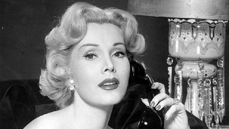 E’ morta Zsa Zsa Gabor, aveva 99 anni