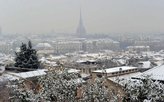 Meteo, gelo artico sull’Italia. E oggi al nordovest arriva la neve