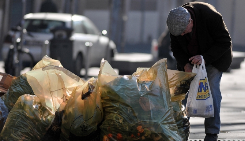 Eurispes: 1 italiano su 4 si sente povero