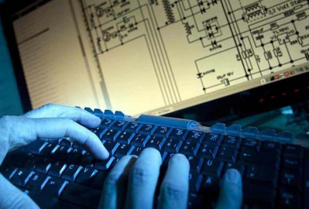 Università. Alla Sapienza CyberChallenge.IT