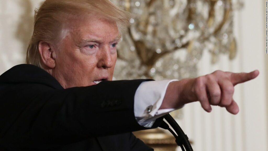 Usa: Trump licenzia 46 procuratori nominati da Barack Obama