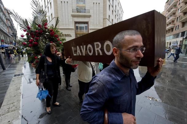 Disoccupazione: il tasso rimane su livelli allarmanti