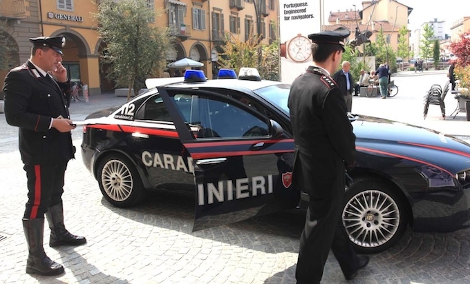 Napoli, catturato latitante da sei mesi con documenti falsi e cocaina