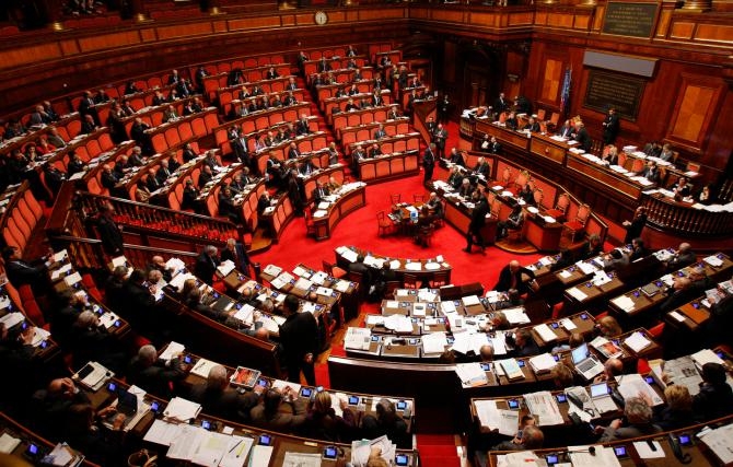 Vitalizi. Con la proposta dei 5 Stelle risparmi nel 2060