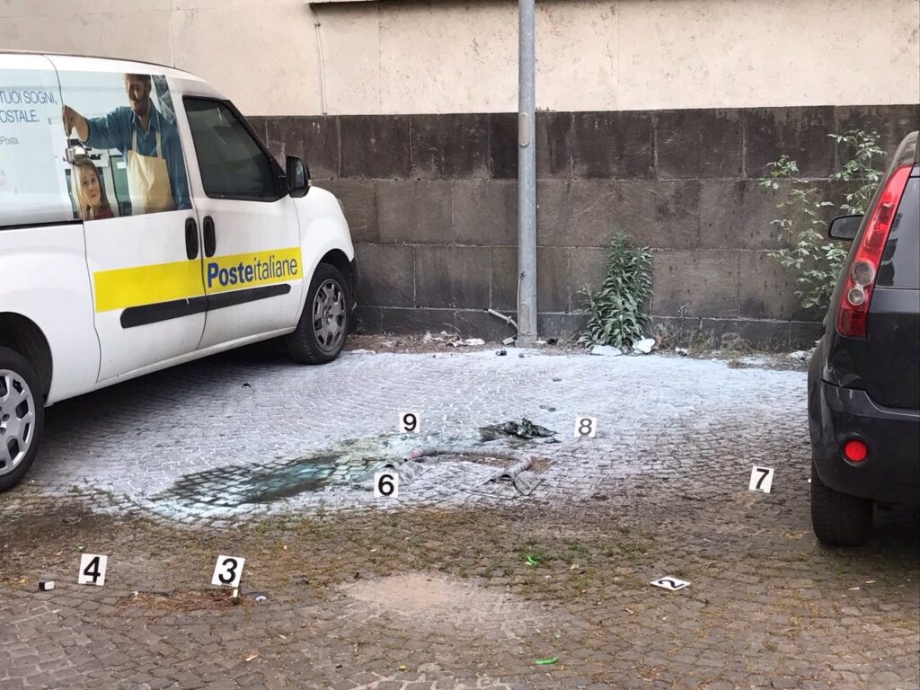 Roma, esplosione in via Marmorata nei pressi dell’ufficio postale