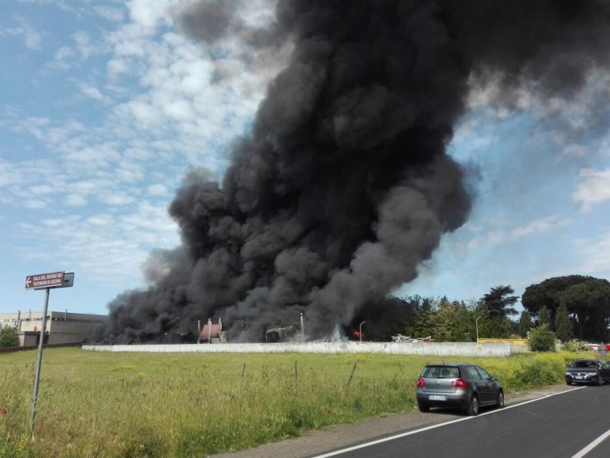 Incendio Pontina: Codacons, pronti a class action
