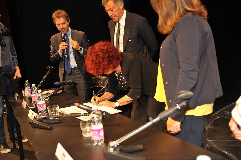 Teatro Eliseo. Intesa Miur-Garante infanzia contro la pedofilia