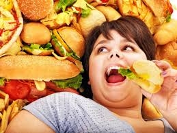 Quasi 2 milioni di italiani amano il cibo spazzatura