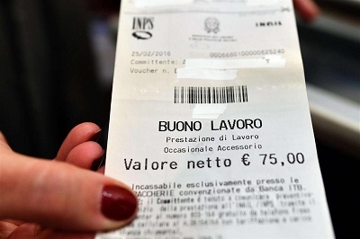 Studenti in piazza contro i nuovi voucher
