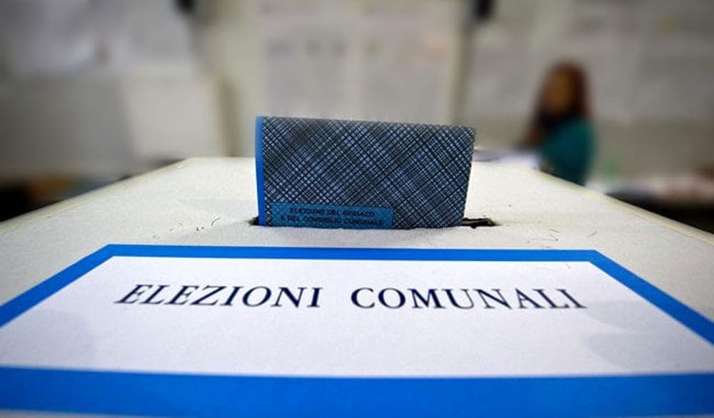 Comunali: 321 tessere elettorali in casa, 3 arresti