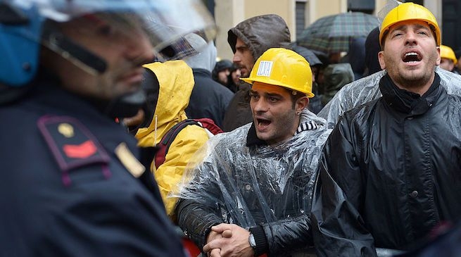 Ilva, a Genova sale la tensione: lunedì assemblea in fabbrica