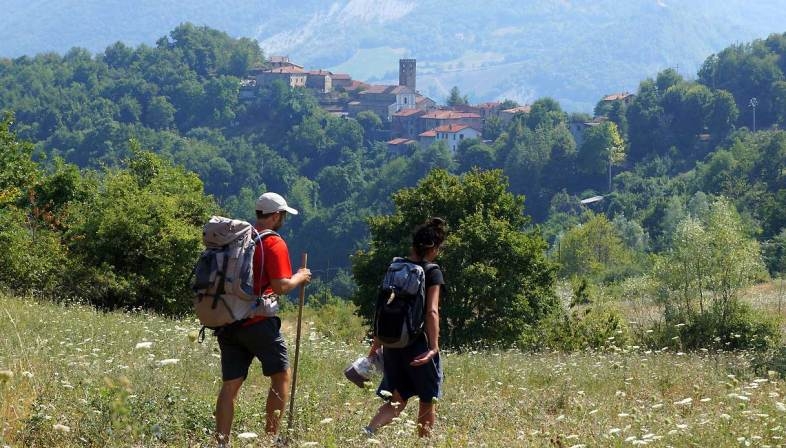 Accordo Trenitalia/Aevf: integrare la via Francigena con il treno