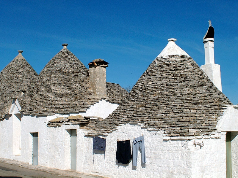 Martina Franca e la Valle d’Itria, il bianco della pietra in uno scenario da fiaba