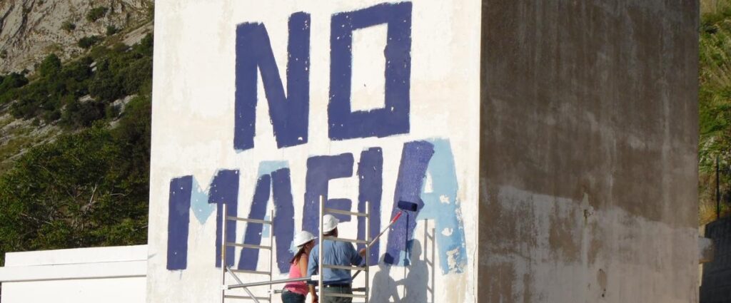 Stato e potere mafioso: una conveniente convivenza