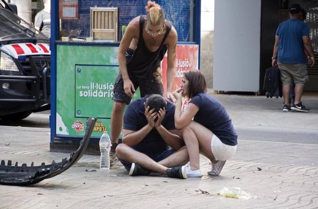 Barcellona, messa solenne per le vittime attentato