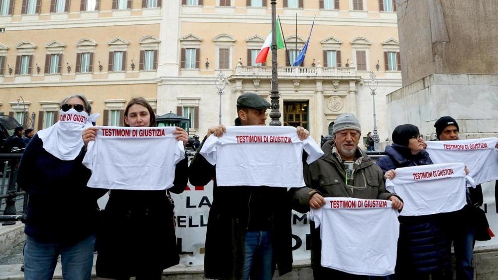 Testimoni di giustizia: lo Stato da che parte sta?