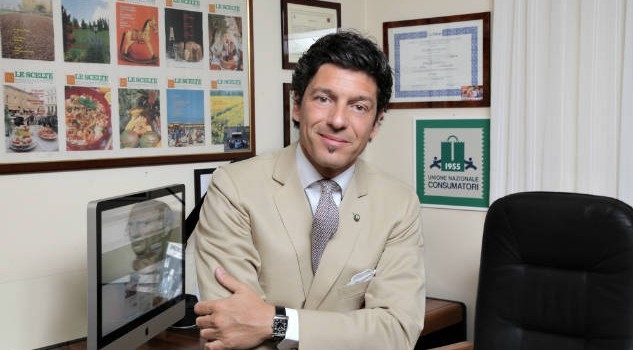 Come difendersi dalle furbizie del mercato. Incontro con Massimiliano Dona, presidente dell’Unione Consumatori