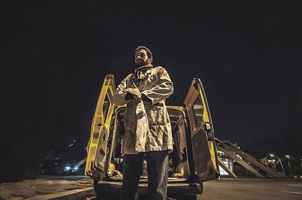 Arte. “iailat”, il nuovo blitz sonoro di Iginio De Luca. Video