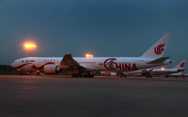 Inaugurato a Fiumicino il nuovo aeromobile Boeing 777-300ER di Air China