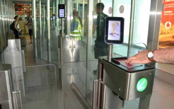 L’aeroporto di Fiumicino primo in Italia con l’e-gate