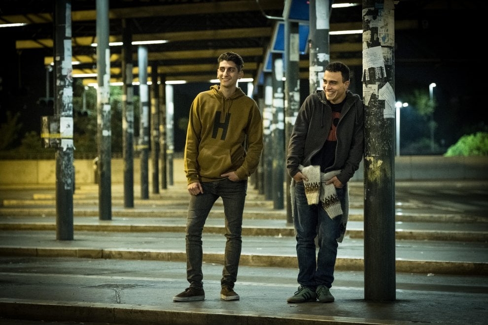 Venezia 75. Esce “La profezia dell’armadillo”, voci da una poetica banlieue. Recensione