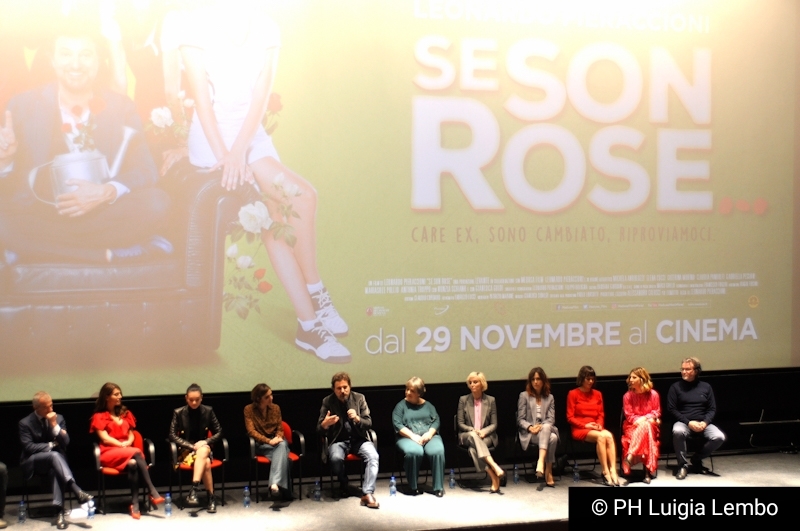“Se son rose”, Pieraccioni racconta la stagione della vita in cui l’amore cura i suoi frutti